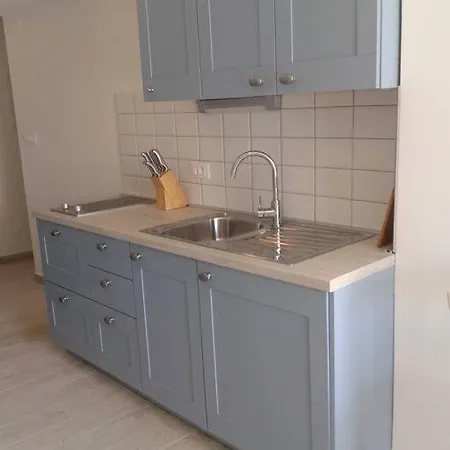 Apartment Sea - House On The With View *